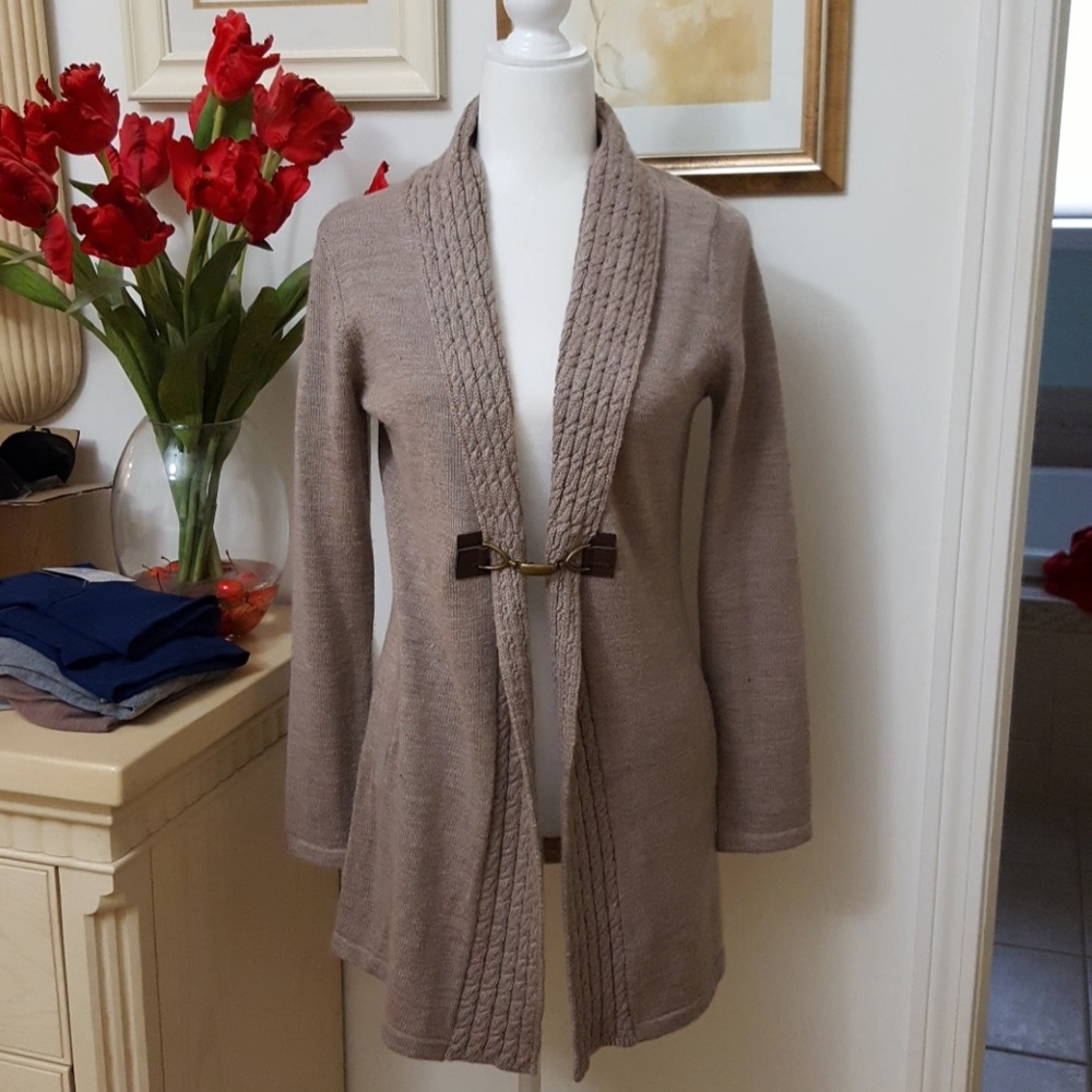 Long Cardigan with clip front